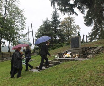 Spomienka na obete vojny a holokaustu